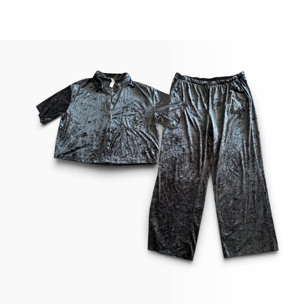 TARGET A STARS ABOVE VELVET PJ'S SET INTIMATE SIZE LARGE BLACK